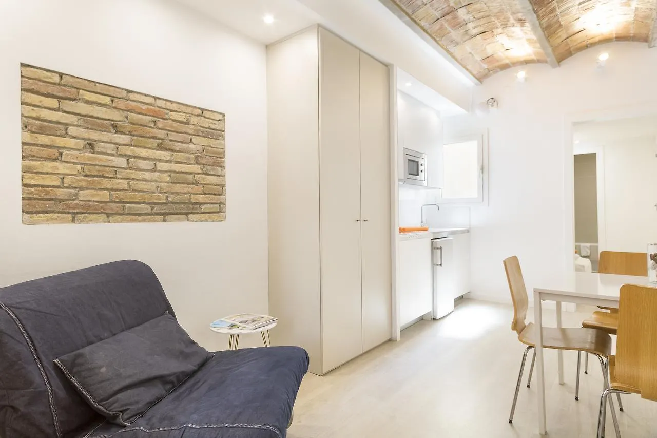 Bcnstop Sagrada Familia Barcelona 3*,